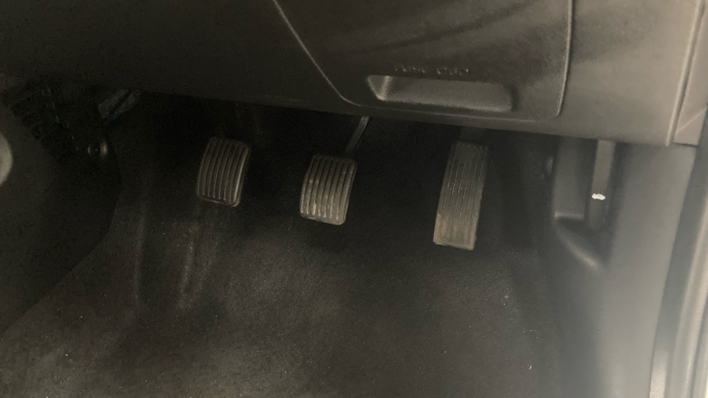 Hyundai i10 1.0 MPi SE Connect 5dr Petrol Hatchback